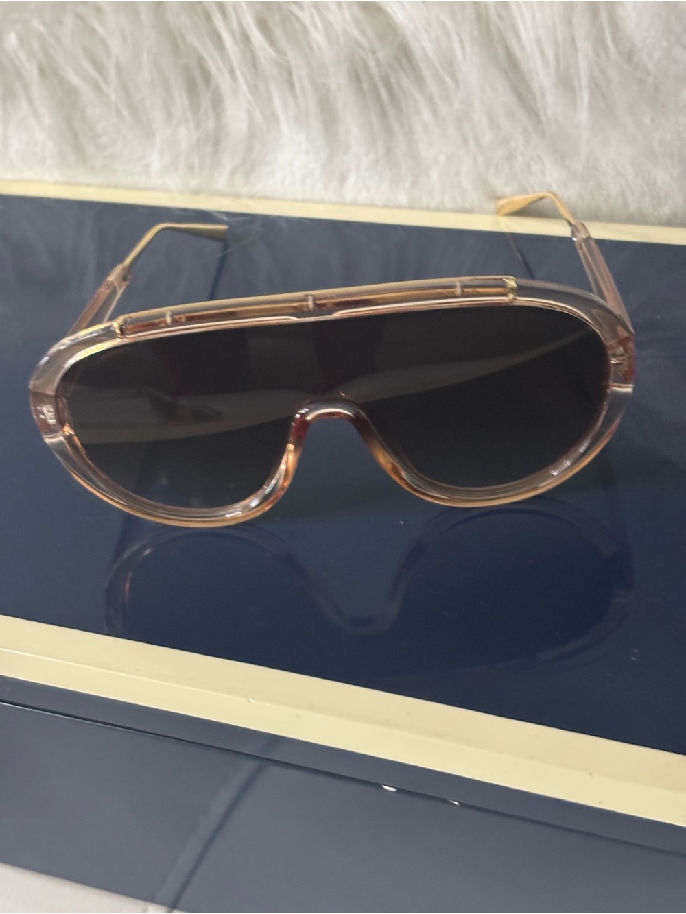 Shield Sunglasses in Light Brown - Classic Sport Style